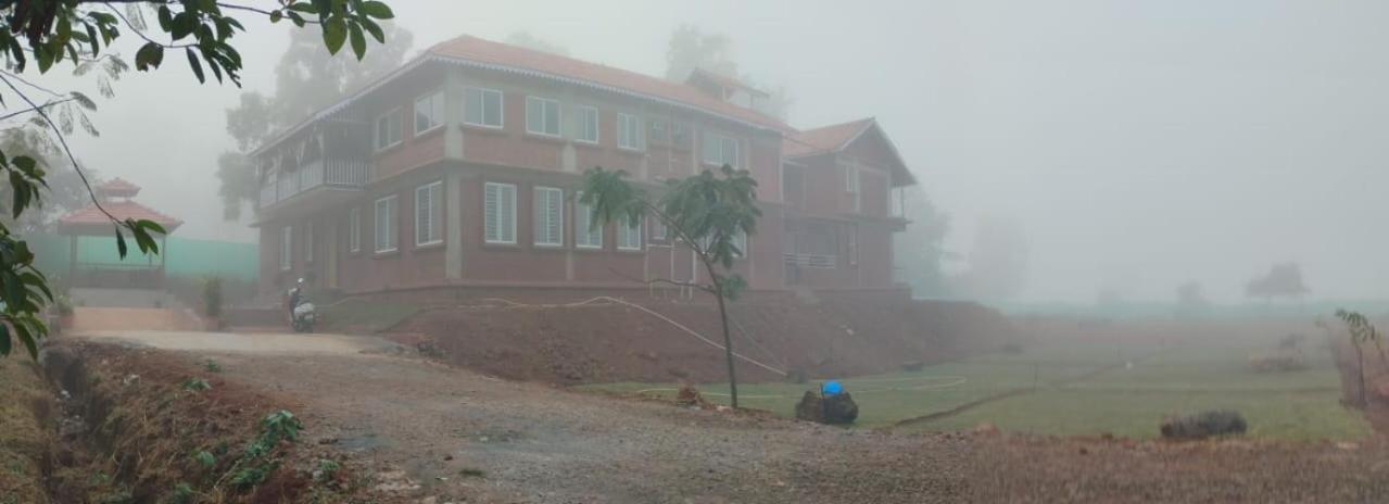 Vanvarsha Resort Chandoli エクステリア 写真